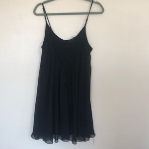 Short black dress. Express brand medium size